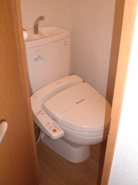 レオパレスカサ　リリオ その他