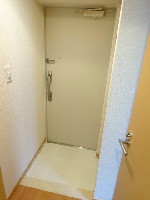 スカイコート後楽園WEST 玄関