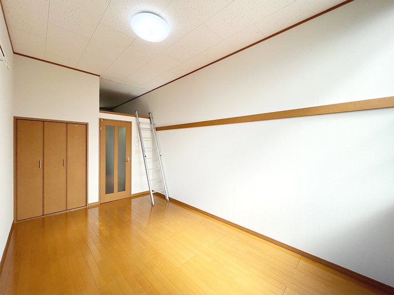 メインシティガーデン 細田 ベッドルーム