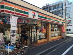 クオリタス菊川 コンビニ