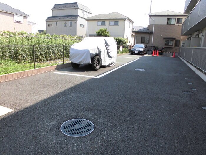 グレースコート 駐車場