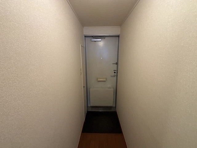 レオパレスカガヤキⅠ 玄関