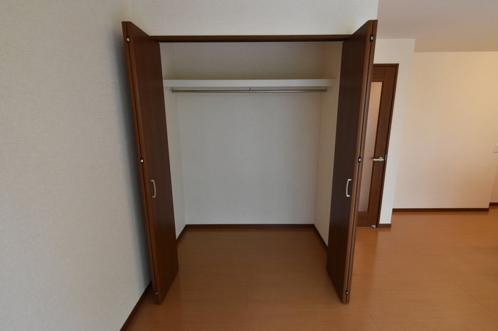 プレジール旭が丘 収納