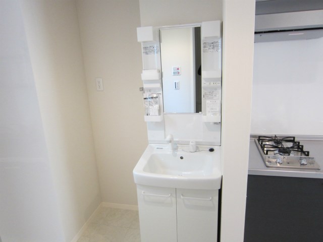White Base その他