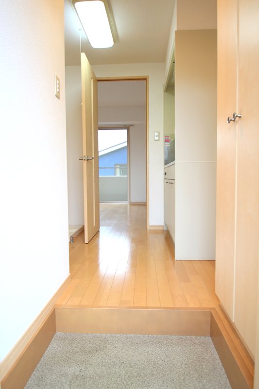 maison S.K.M 玄関