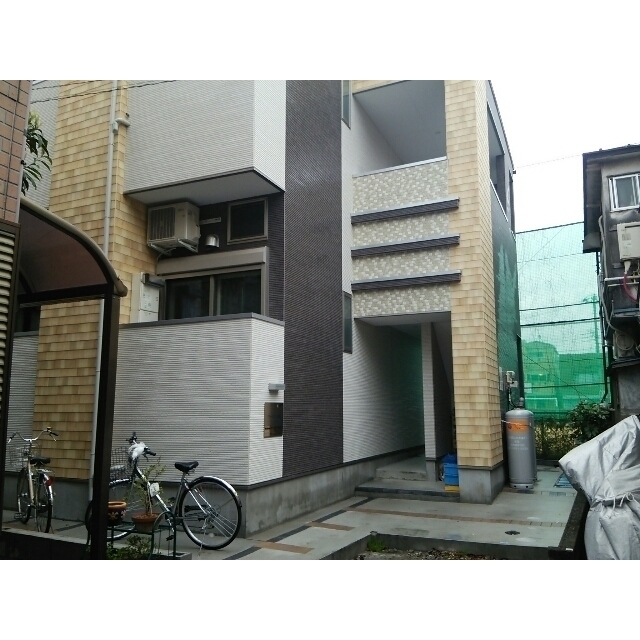 アーバン 立石 外観