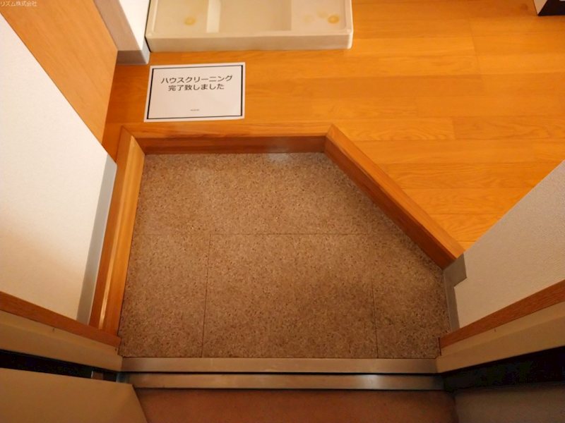 スカイコート文京根津 玄関