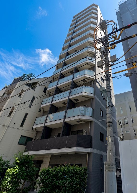 ジーベック上野 外観
