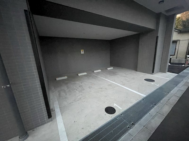 GENOVIA綾瀬Ⅱ 駐車場