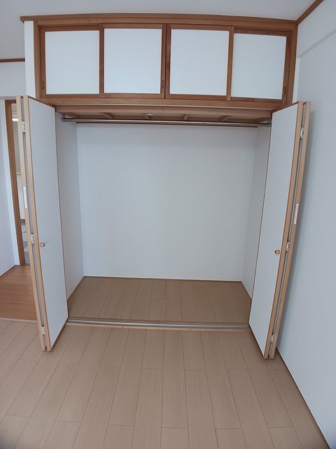 アドラブール 収納