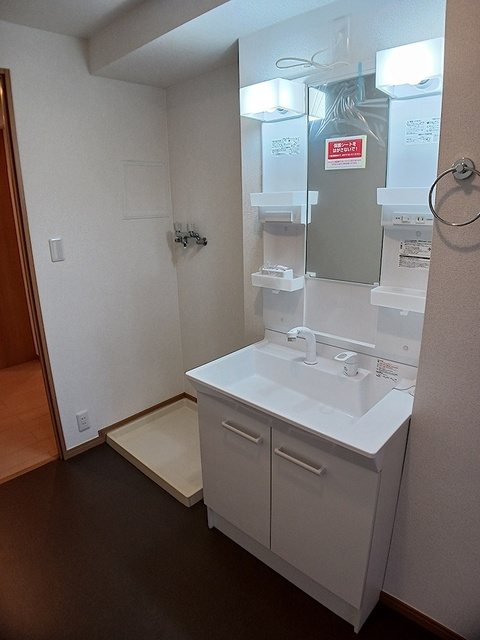 アドラブール 洗面所