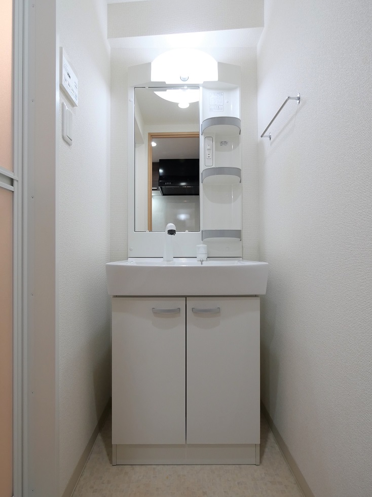 フェルクルールプレスト千住関屋 洗面所