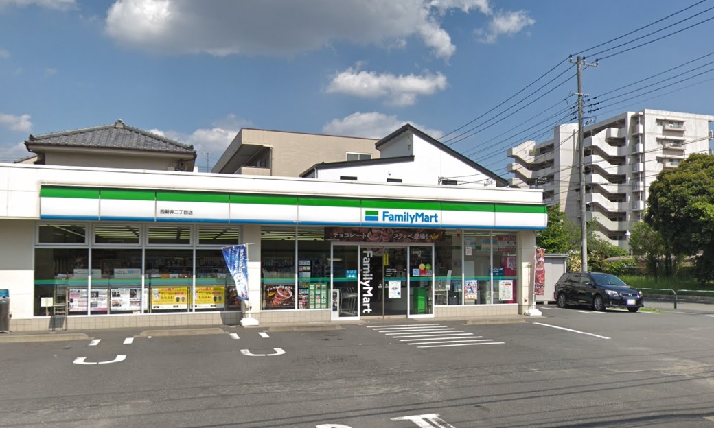 ドリームキャッスル西新井 コンビニ