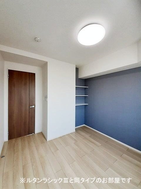 メゾン　サブーリュ ベッドルーム