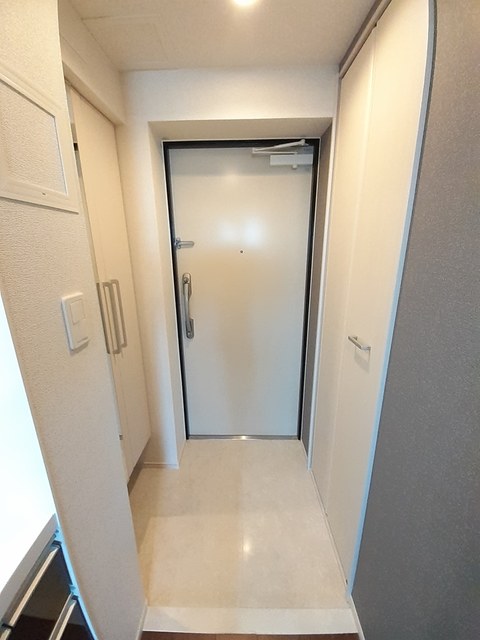 ヴィラージュ柴又 玄関