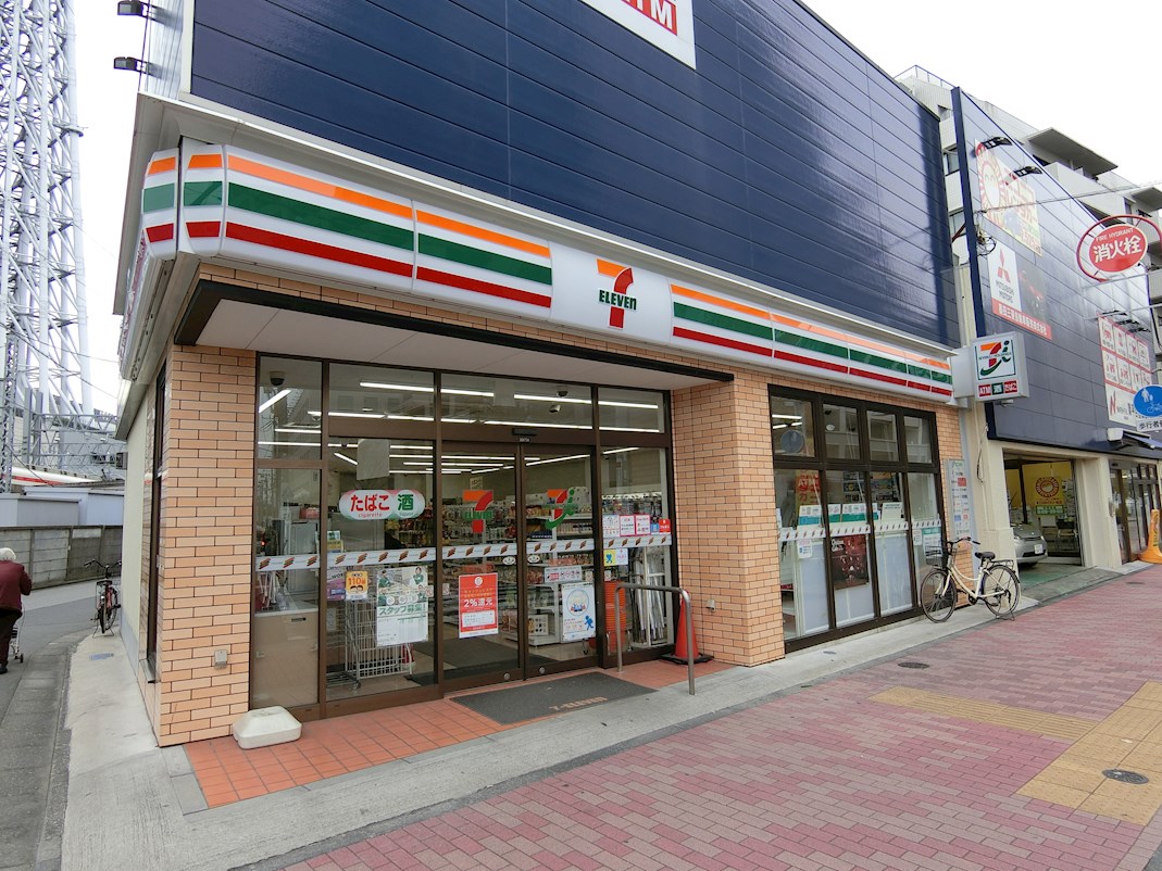 ディアレイシャス押上SKY VILLAGE コンビニ