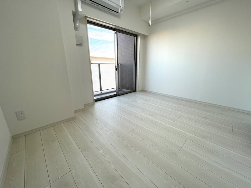 ディアレイシャス横浜吉野町 リビング