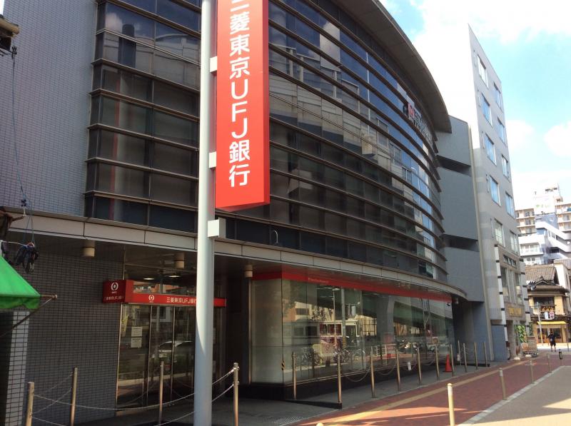 ディアレイシャス金山 銀行