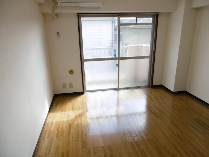 グリーンハイムヴィラながい リビング