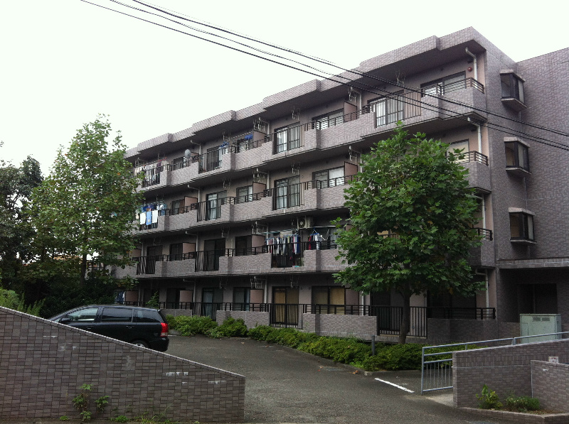 アガット日吉    303号室 外観