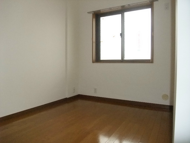 ルミエール高幡 ベッドルーム