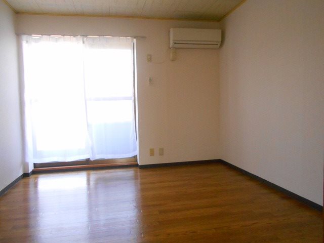 ジュネス十日市場Ａ棟 ベッドルーム