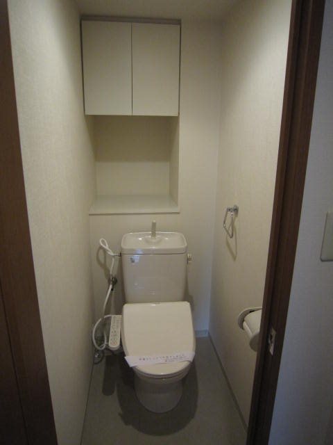 ヒルズガーディアム青葉・江田 トイレ