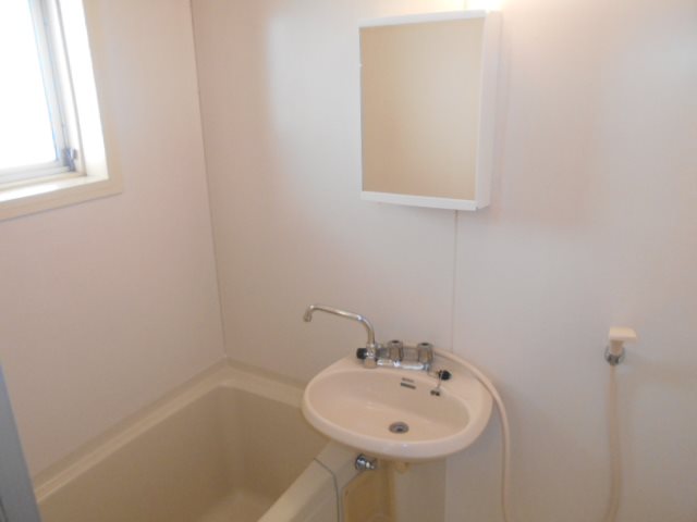 ジュネス・サトー 風呂画像