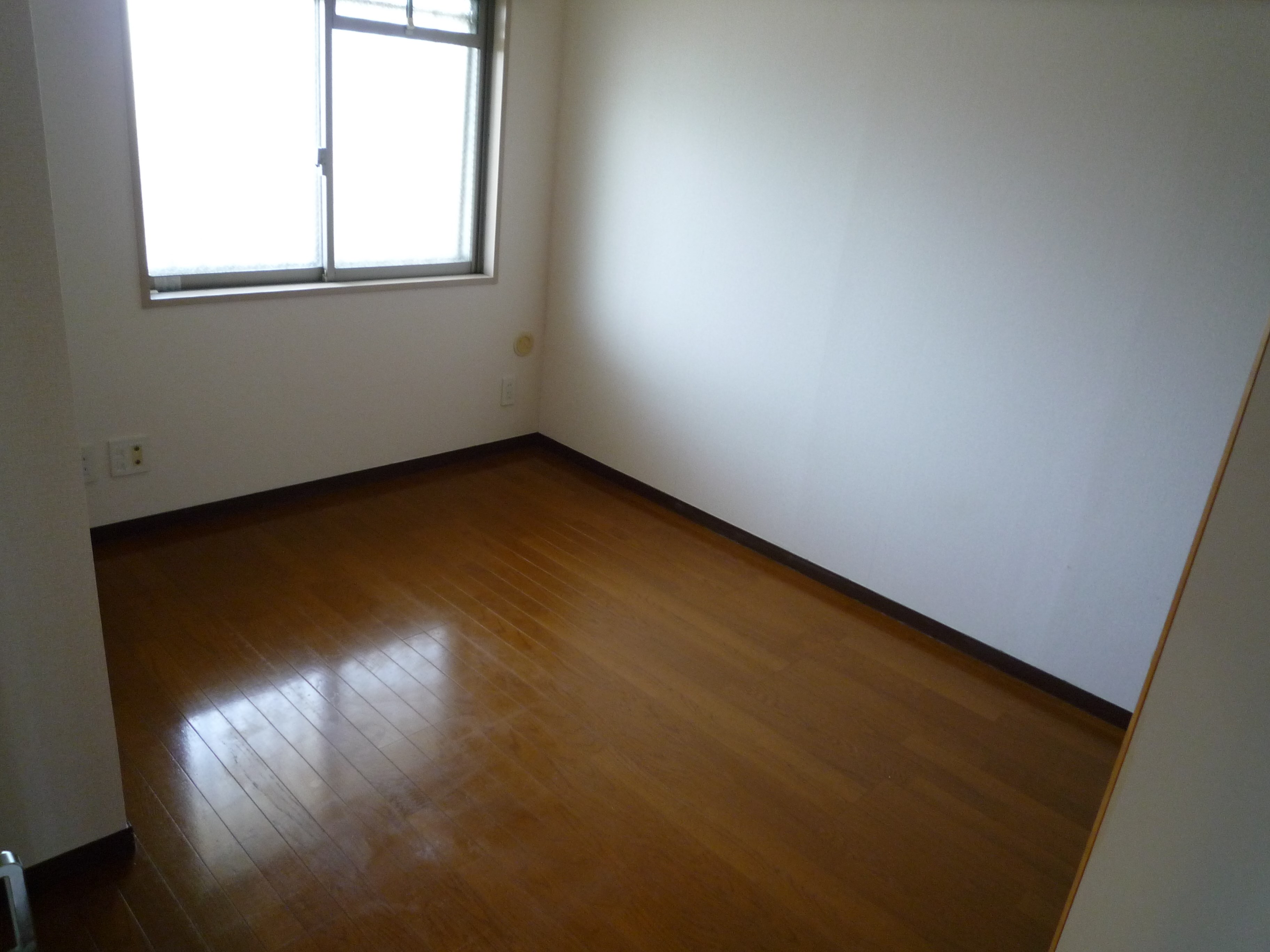 ガーデンハイツ大坂上 ベッドルーム