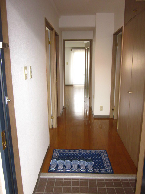 メロディーア 玄関