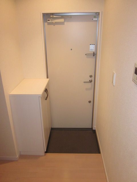 フォセット    玄関
