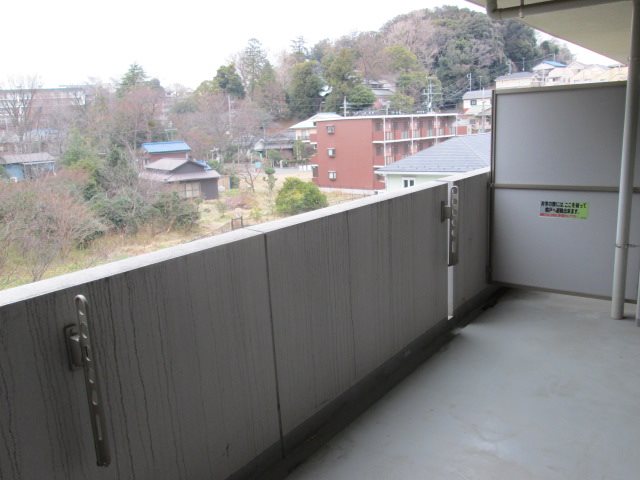 エスト大倉山 ベランダ