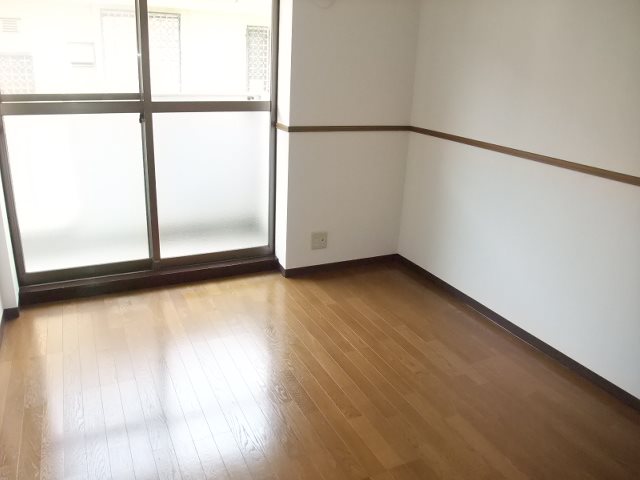 エスタシオン リビング