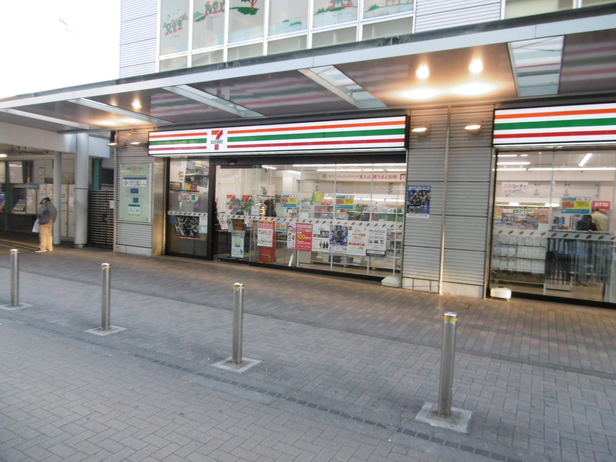 グリーンハイムスズキ コンビニ