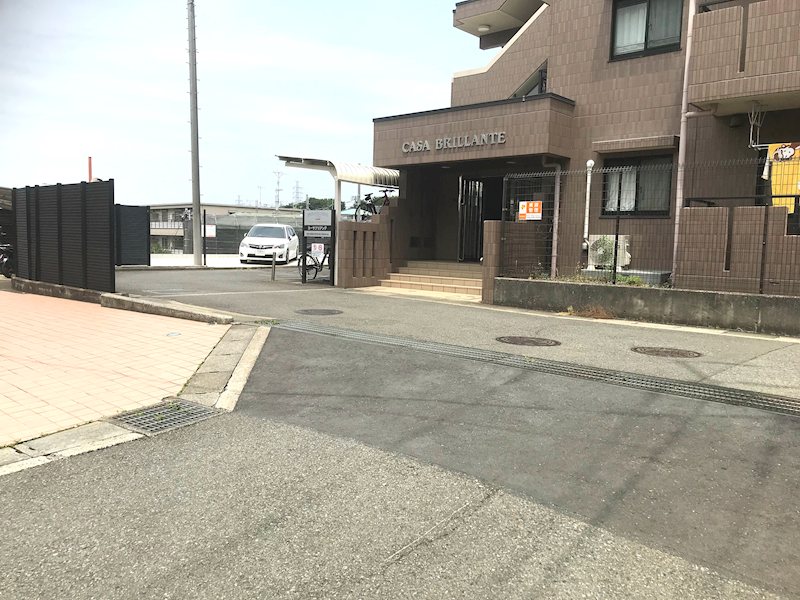 カーサブリアンテ駐車場 13号室 間取り