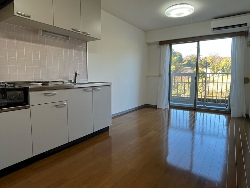 サンリーフ保土ヶ谷 リビング