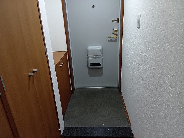 アルデール枡形 玄関