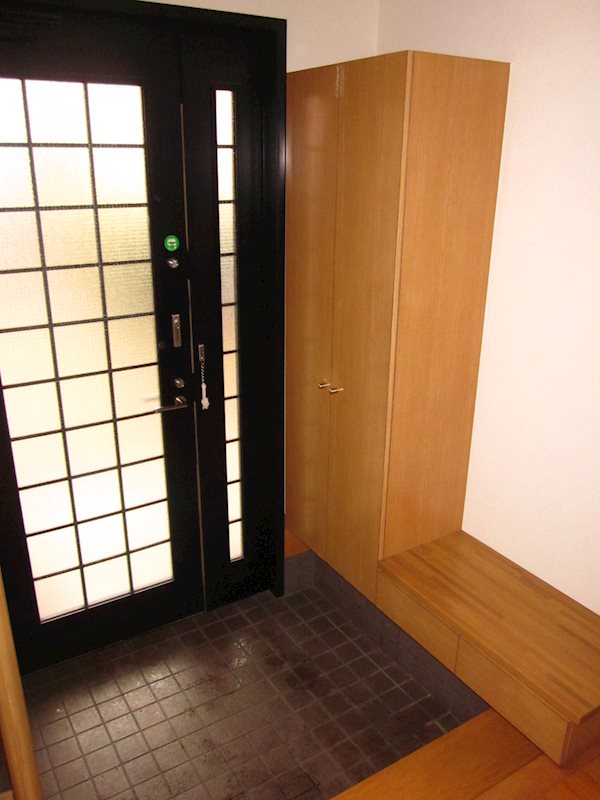 ラヴィル・ヒロ 玄関