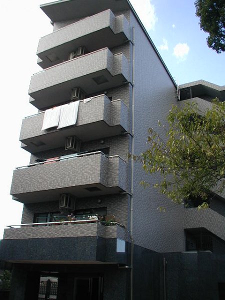 シャトーメルヴェーユ 201号室 外観