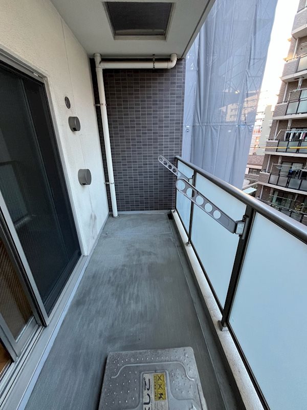 ニッコービル  ベランダ