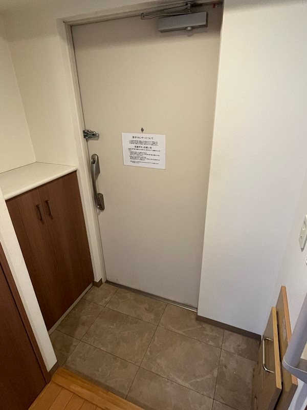 ニッコービル  玄関