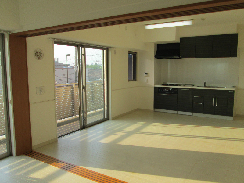 リア・コンフォート リビング