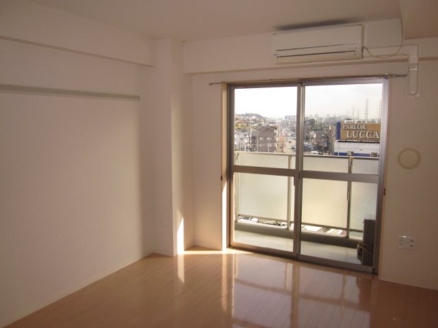 クール高田    ベッドルーム