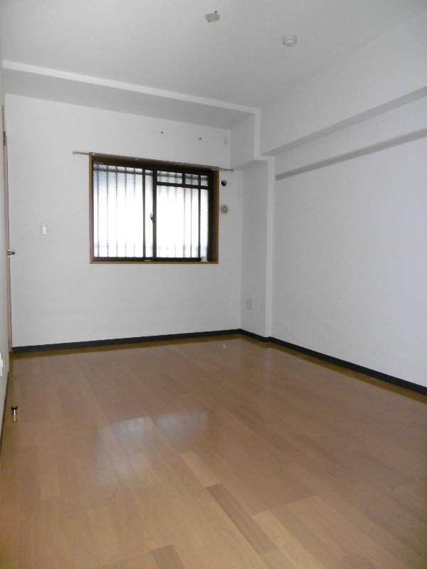 アーネスト ベッドルーム