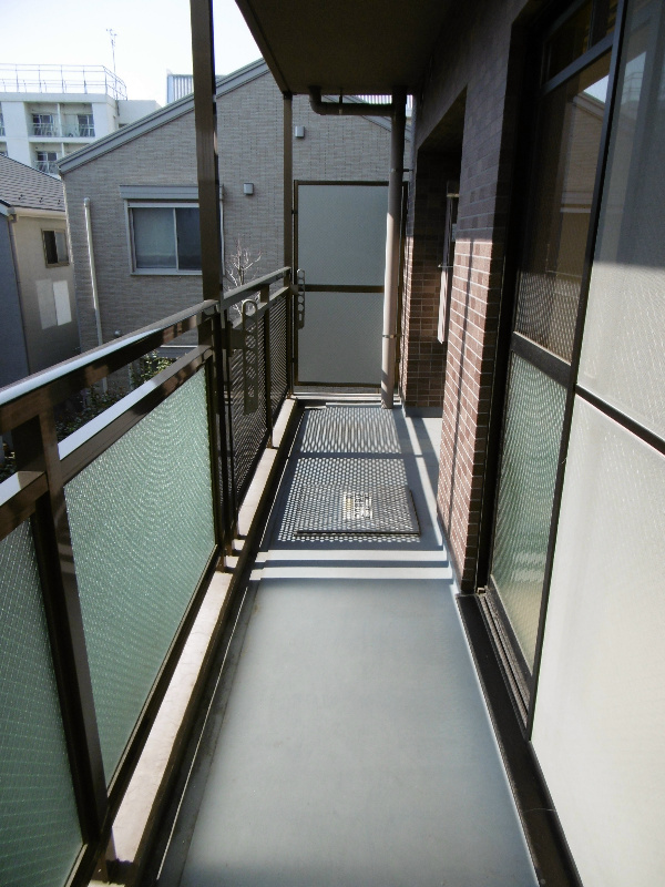 アーネスト ベランダ