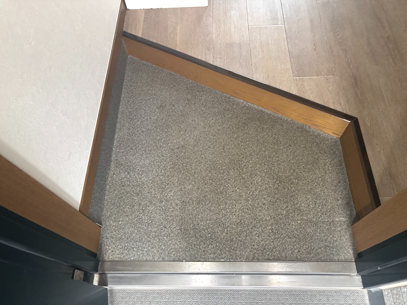 エレンシア 玄関