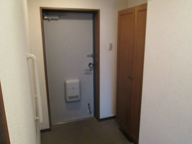 アビオン多摩川 玄関