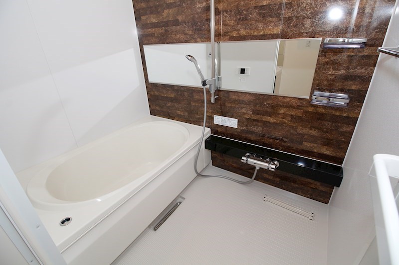 シャーメゾン西大宮 風呂画像