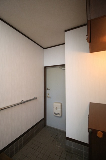 メゾンソレイユ 玄関