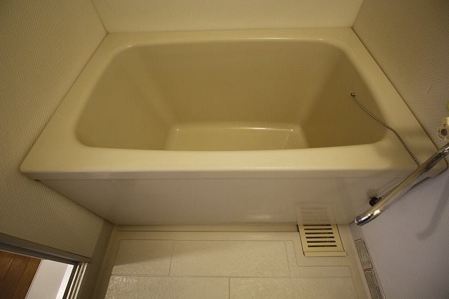 トリヴァンベール 風呂画像